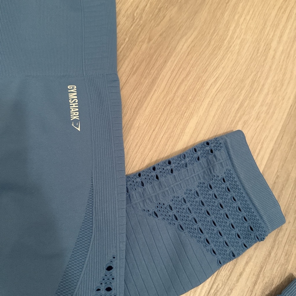 Gymshark Blue Leggings with Mesh Detail - Picture 2 of 4